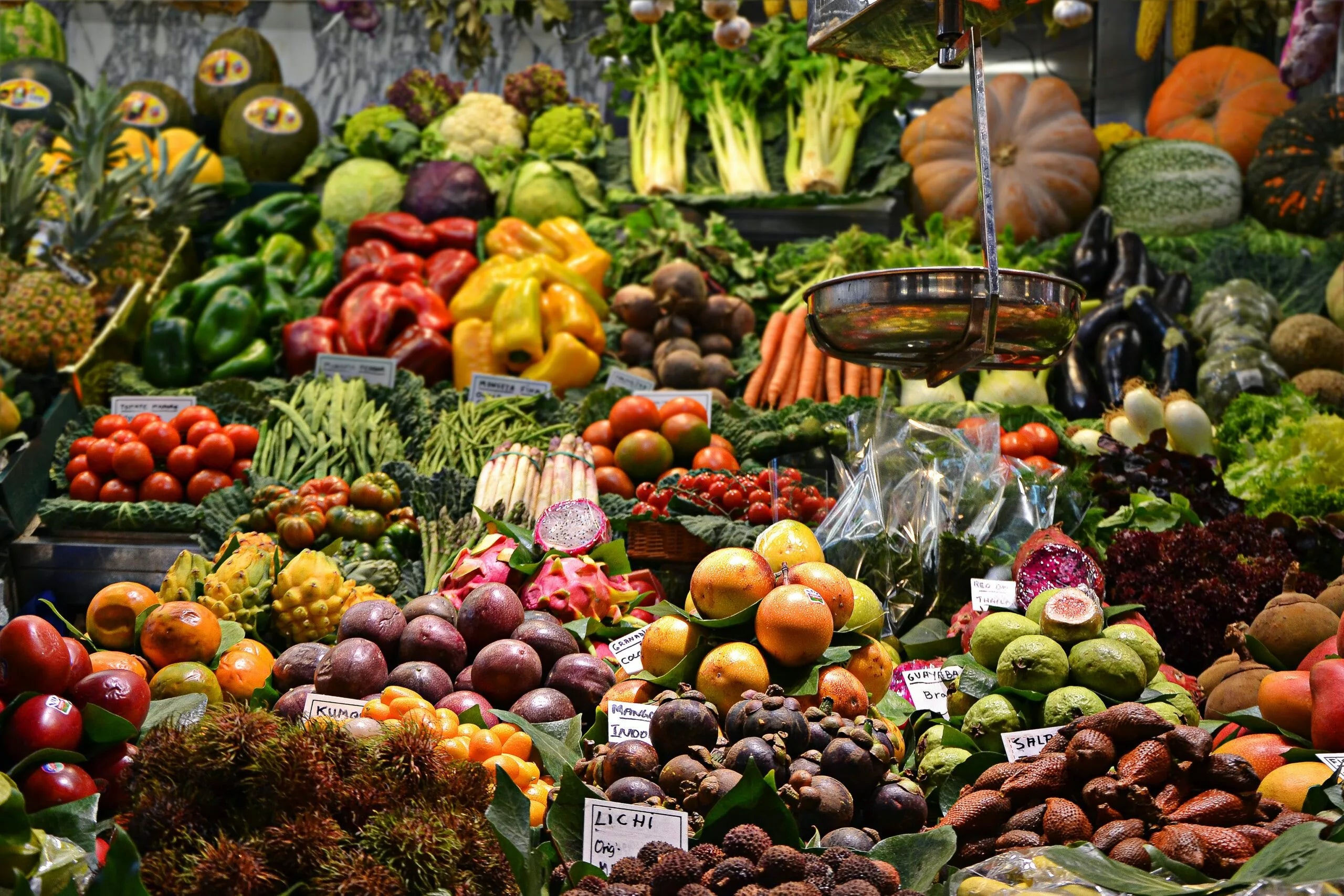 4 nutrition tips to help uncover healthy skin